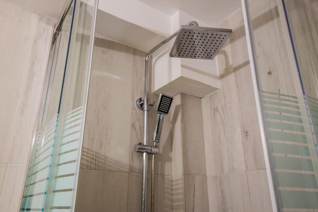2 Bedrooms Apartment Close To Metro Dafni In Athena Bagian luar foto