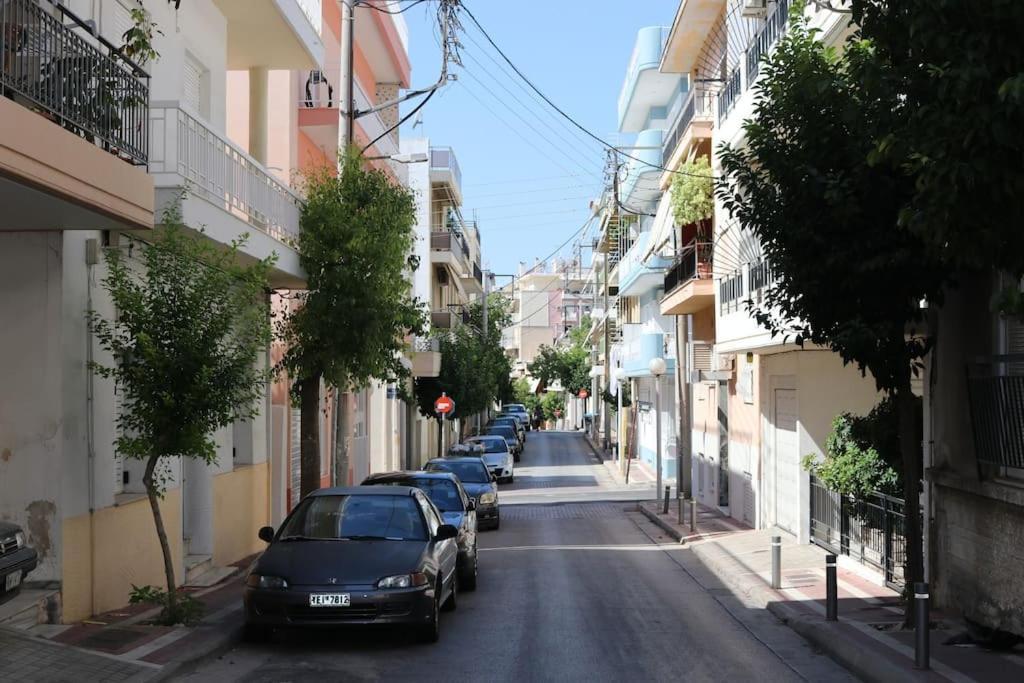 2 Bedrooms Apartment Close To Metro Dafni In Athena Bagian luar foto